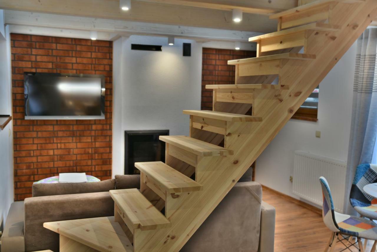 Appartamento Domek - Apartament Marynarski Z Kominkiem Ustka Esterno foto